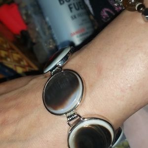 Thick seashell bracelet